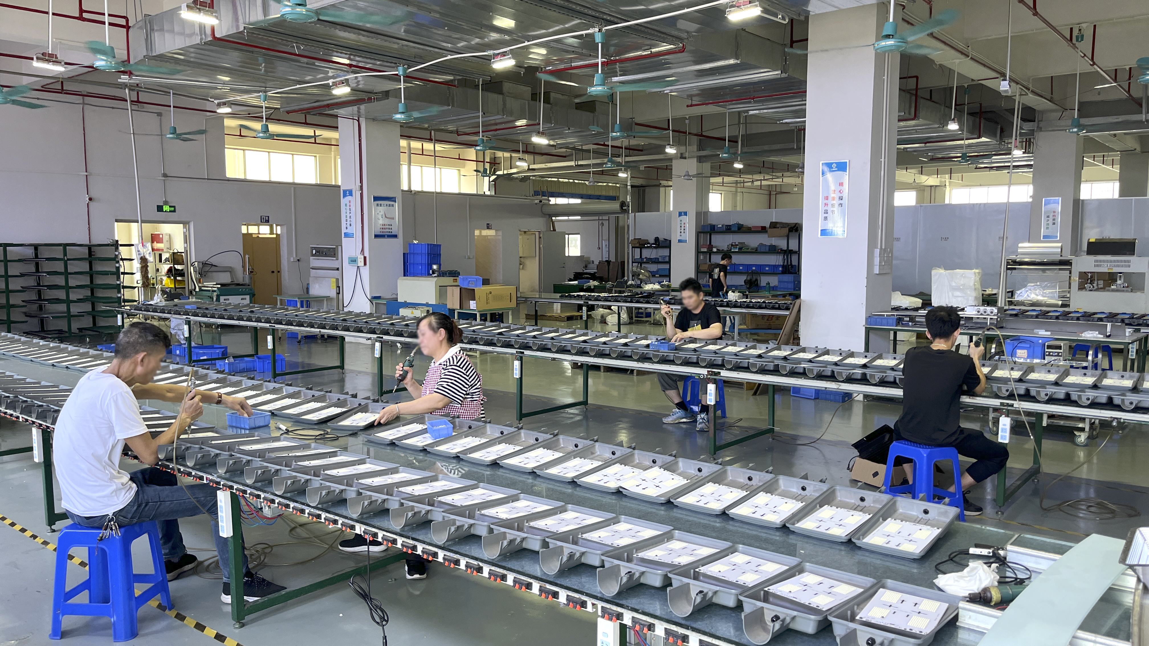 太陽(yáng)能一體化路燈-YTHB(圖4) 太陽(yáng)能一體化路燈-YTHB(圖4)